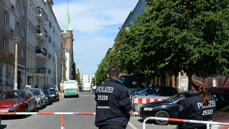 Новости: В Берлине снова разгулялись экстремисты