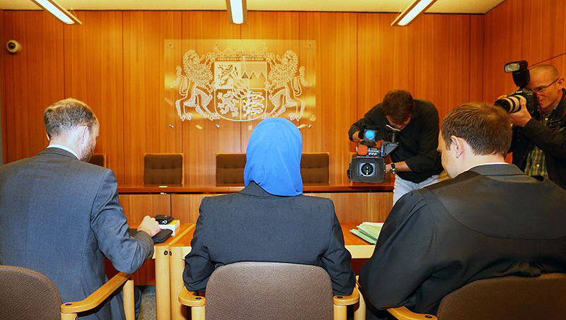 Новости: Мусульманкам разрешат носить хиджабы в суде