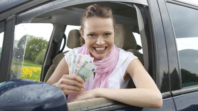 Деньги: Как можно заработать деньги на собственном автомобиле