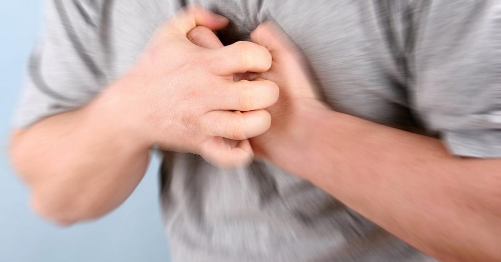 Здоровье: Сердечный приступ: 5 симптомов, которые нельзя игнорировать