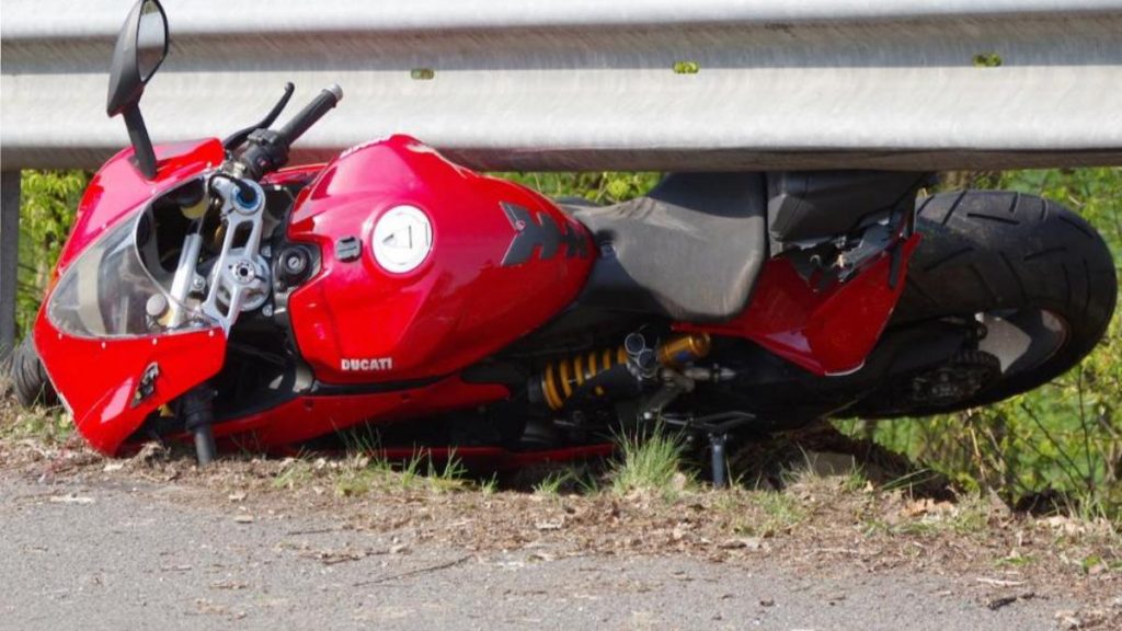 Происшествия: За выходные на дорогах Германии погибло минимум пять мотоциклистов