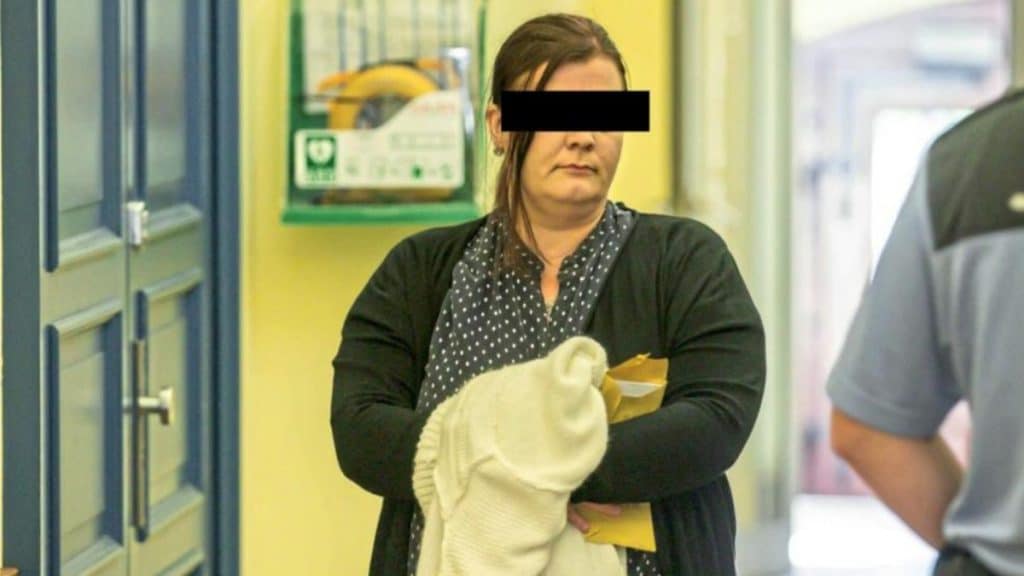 Происшествия: Женщина подделала документы о рождении детей, чтобы спасти возлюбленного от депортации