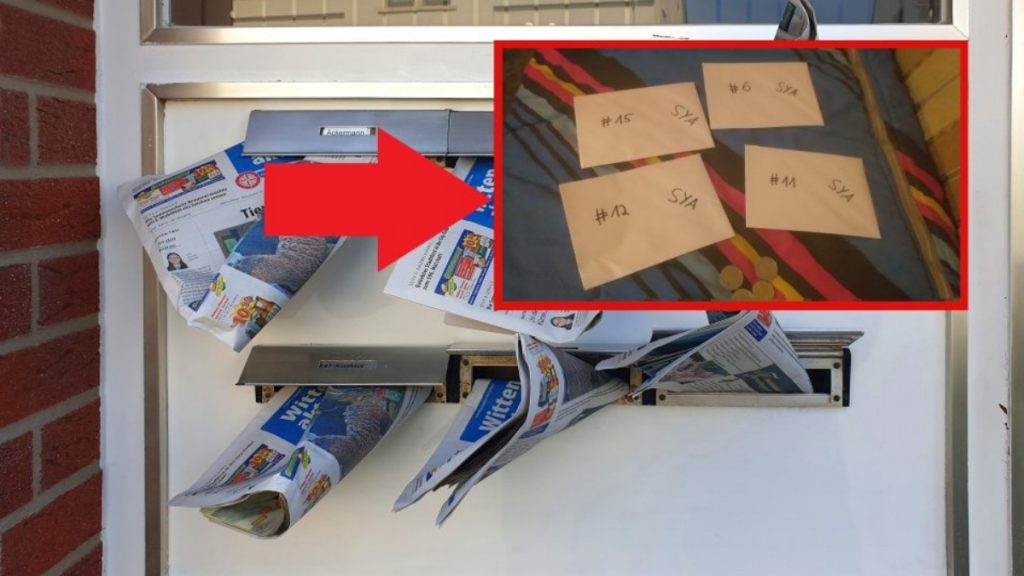 Происшествия: Выходка сумасшедшего или угрозы: женщина нашла в почтовом ящике четыре подозрительных конверта