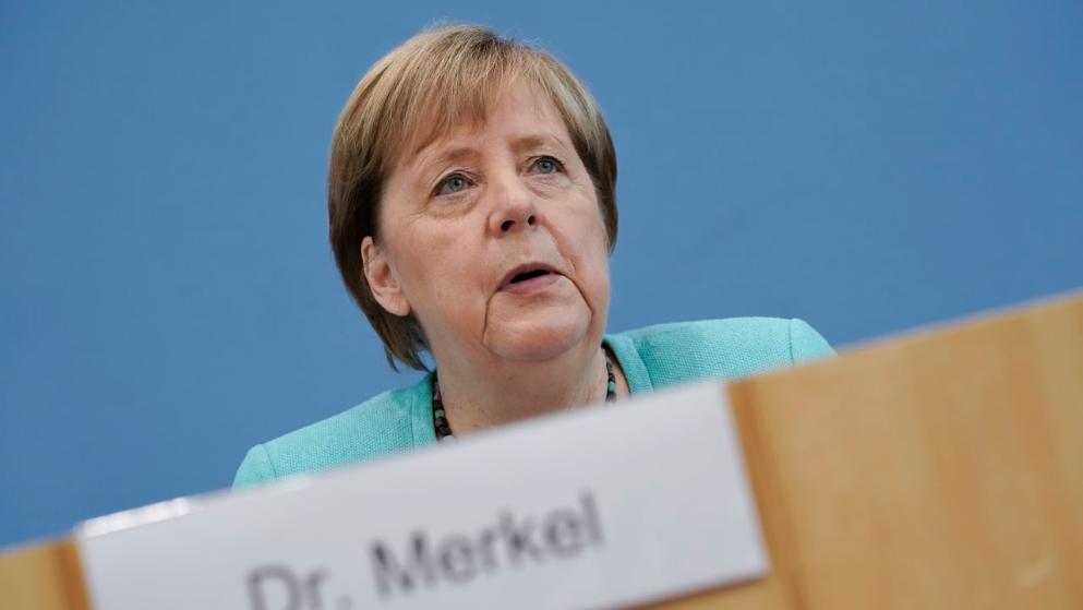 Меркель изменила свою политику в отношении беженцев: «Не приезжайте в Германию!»