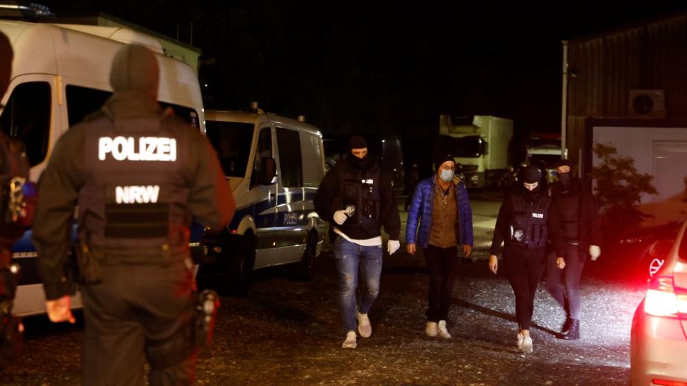 Общество: Полиция накрыла террористическую сеть: многие ее члены приехали в Германию в качестве беженцев