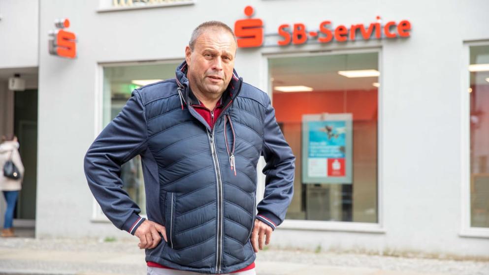 Общество: Несмотря на решение суда, Sparkasse отказывается возмещать клиентам взносы